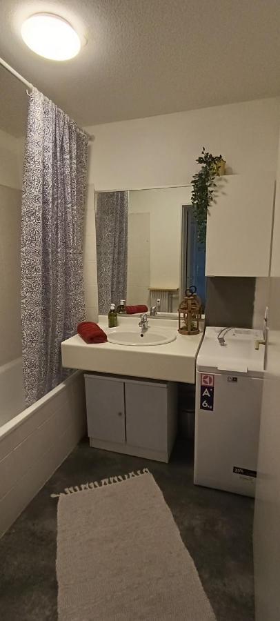 Stylish 1-Bedroom Flat With Beautiful Terrace , For A Cosy Retreat Estrasburgo Exterior foto